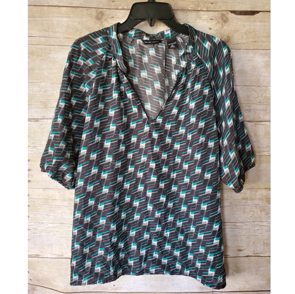 New York and Company Geometric Blouse - GUC - M